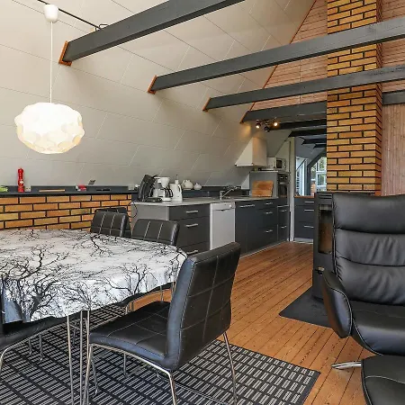 7 Person In Lemvig Holiday home *
